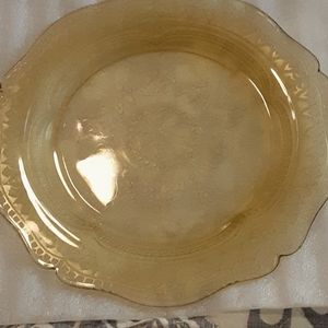 4 piece depression glass dishes